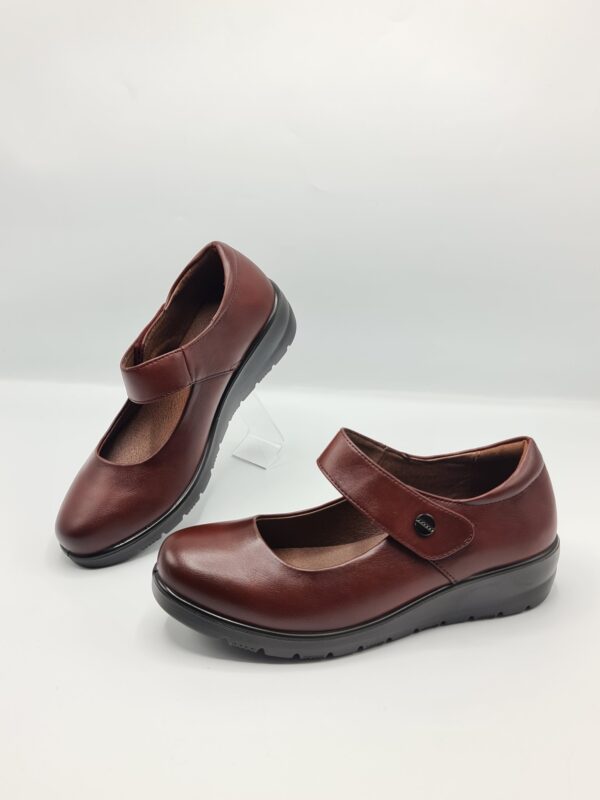 2025/06/1000022474-scaled.jpg chaussures original espagnol